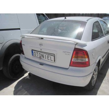 opel astra g berlina del año 2000
