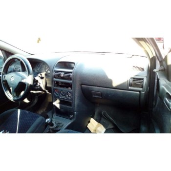 opel astra g caravan del año 2000