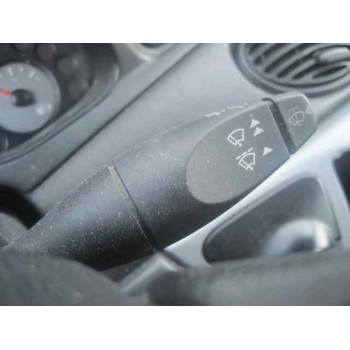 ford focus berlina (cak) del año 2001