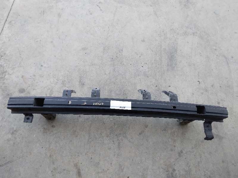 Recambio de refuerzo paragolpes trasero para hyundai tucson (jm) 2.0 crdi comfort referencia OEM IAM 866302E000  