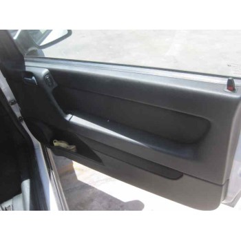 opel astra g berlina del año 2000