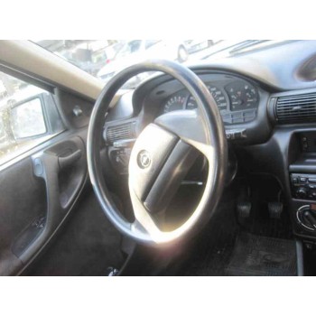 opel astra f berlina del año 1992