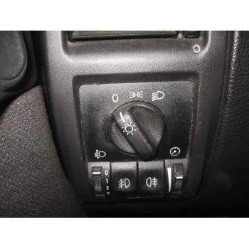 opel astra g berlina del año 2000