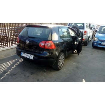 volkswagen golf v berlina (1k1) del año 2006