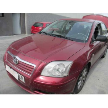 toyota avensis berlina (t25) del año 2004