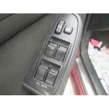 toyota avensis berlina (t25) del año 2004