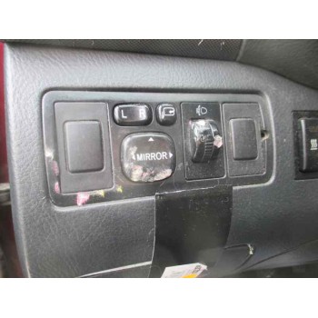 toyota avensis berlina (t25) del año 2004