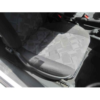 opel astra g berlina del año 2000