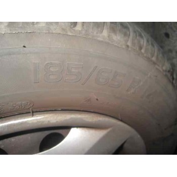 ford focus berlina (cak) del año 2001