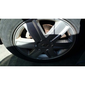 renault megane ii classic berlina del año 2004