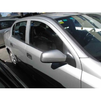 opel astra g berlina del año 1999