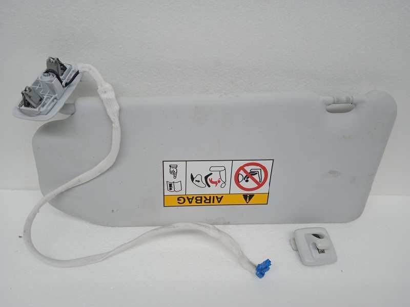 Recambio de parasol derecho para peugeot 3008 style referencia OEM IAM 98160199PR CON LUZ 