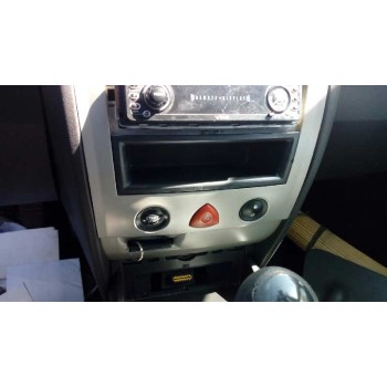 renault megane ii classic berlina del año 2004