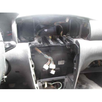 toyota corolla (e12) del año 2004