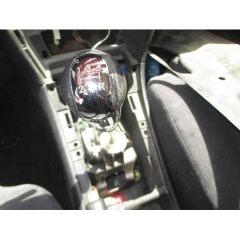 toyota corolla (e12) del año 2004