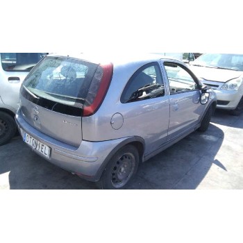 opel corsa c del año 2004