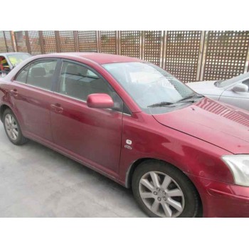 toyota avensis berlina (t25) del año 2004