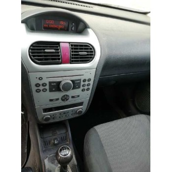 opel corsa c del año 2006