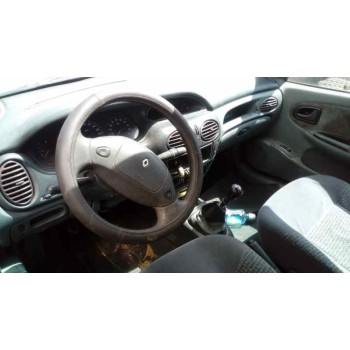renault megane i berlina hatchback (ba0) del año 1997