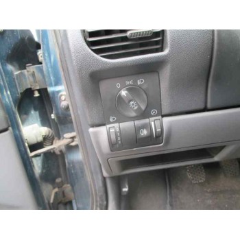 opel corsa c del año 2000