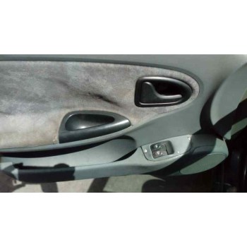 renault megane i berlina hatchback (ba0) del año 1997