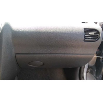 opel corsa c del año 2004