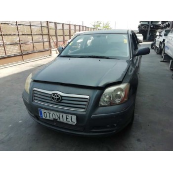 toyota avensis berlina (t25) del año 2005
