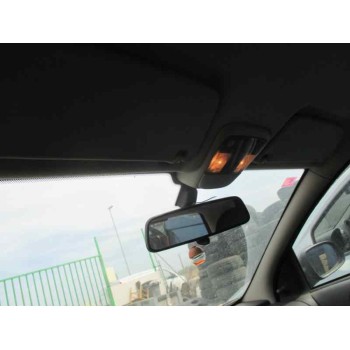 opel corsa c del año 2000