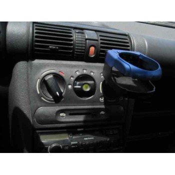 opel corsa b del año 1996