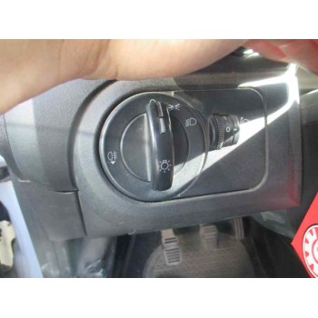 ford fiesta (cbk) del año 2004