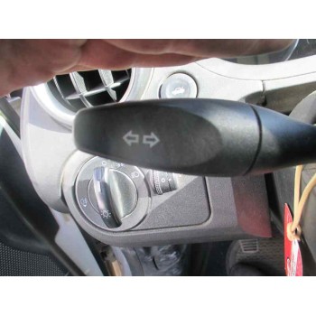 ford fiesta (cbk) del año 2004