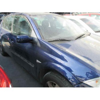 renault megane ii classic berlina del año 2004