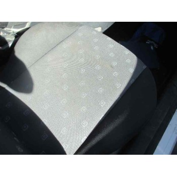 ford fiesta (cbk) del año 2004