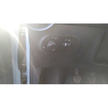 seat ibiza (6l1) del año 2002