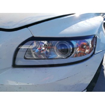 volvo s40 berlina del año 2010