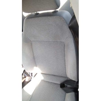 seat ibiza (6l1) del año 2002