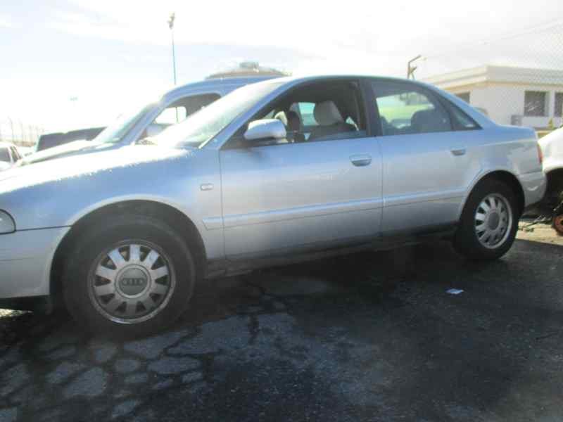 AUDI A4 BERLINA (B5)