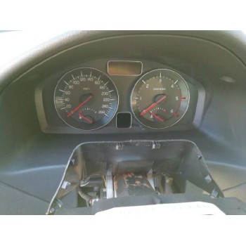 volvo s40 berlina del año 2010