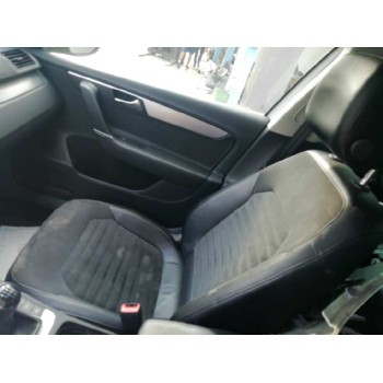 volkswagen passat lim. (362) del año 2013