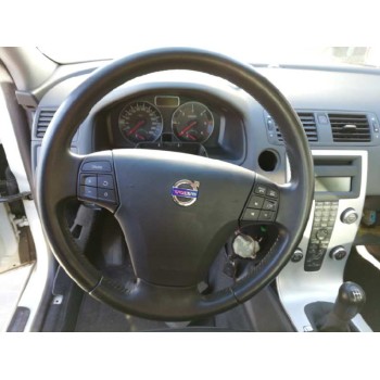 volvo s40 berlina del año 2010