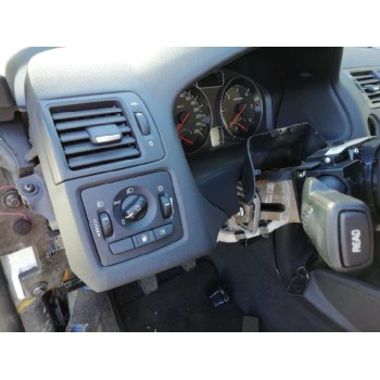 volvo s40 berlina del año 2010