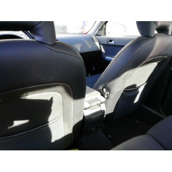 volvo s40 berlina del año 2010