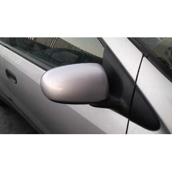 nissan almera tino (v10m) del año 2005