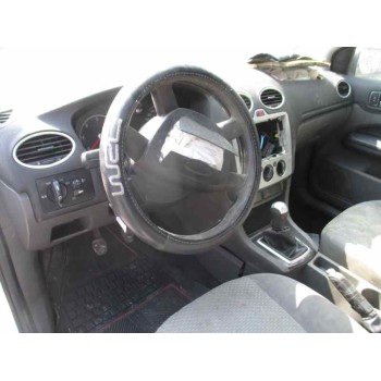 ford focus berlina (cap) del año 2005