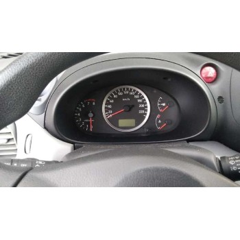 nissan almera tino (v10m) del año 2005