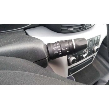 nissan almera tino (v10m) del año 2005