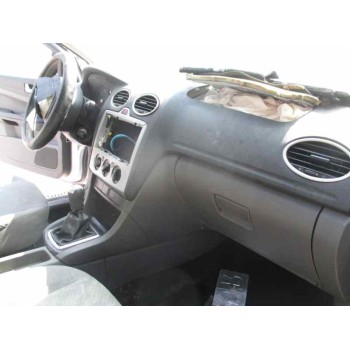 ford focus berlina (cap) del año 2005