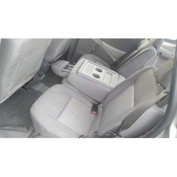 nissan almera tino (v10m) del año 2005