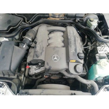 mercedes-benz clase e (w210) berlina del año 1998