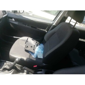 peugeot 207 del año 2010